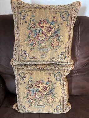 Vintage Rodeo Home Tapestry Throw Pillow Pair
